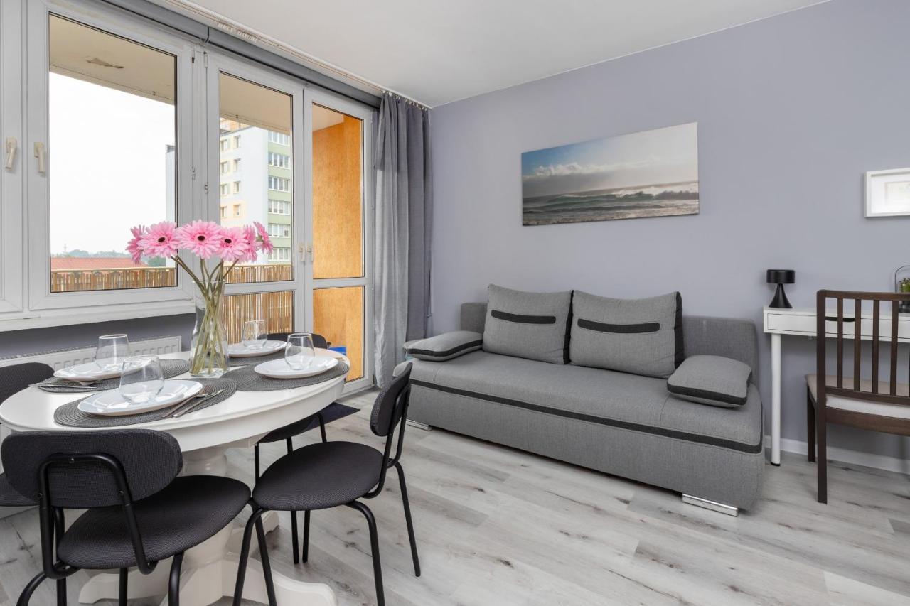 Family Apartment With Balcony In Gdynia By Noclegi Renters ภายนอก รูปภาพ